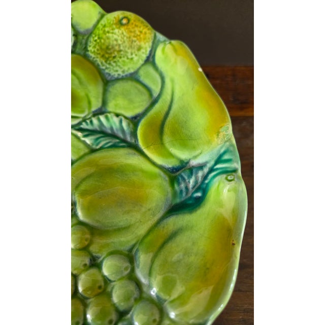 1960s 1960s Inarco Japan E2606 Green Majolica-Style Fruit Pedestal Compote For Sale - Image 5 of 18