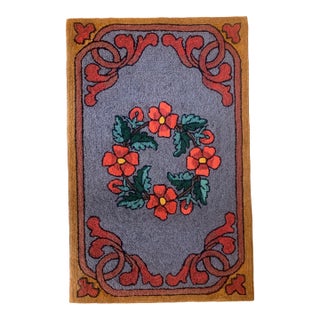 1940s, Handmade Antique American Hooked Rug 2.2' X 3.4' For Sale