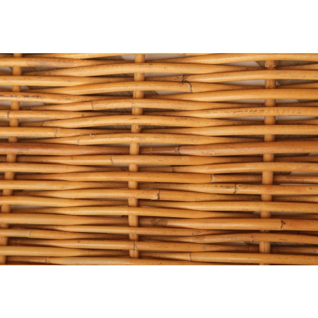 1950s Mid-Century Vintage Chunky Rectangular Wicker Bread Basket With Handles For Sale - Image 10 of 18