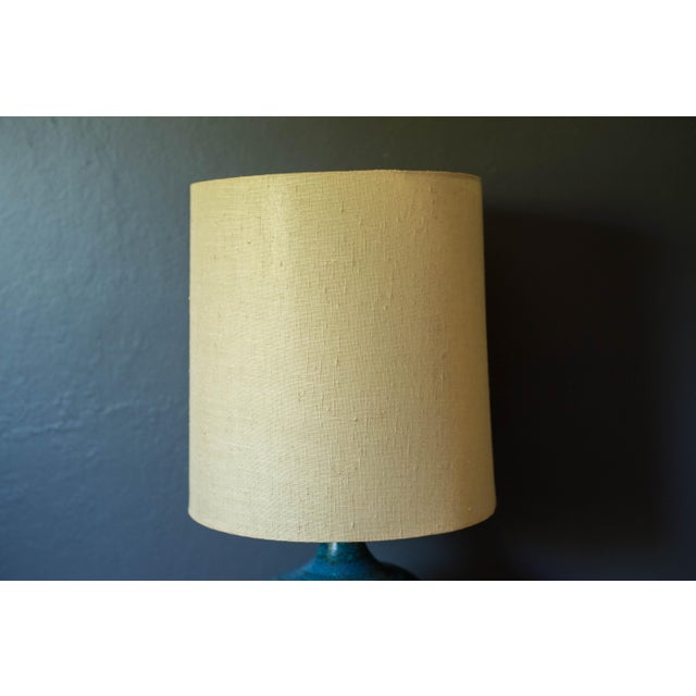 Ceramic Vintage Pair of Stoneware Blue Studio Ceramic Table Lamps by Sy Allan Designs For Sale - Image 7 of 14