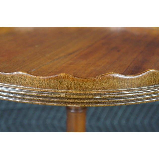 Vintage Georgian Style Round Mahogany Piecrust Pedestal Table Sculpture Stand For Sale - Image 6 of 18