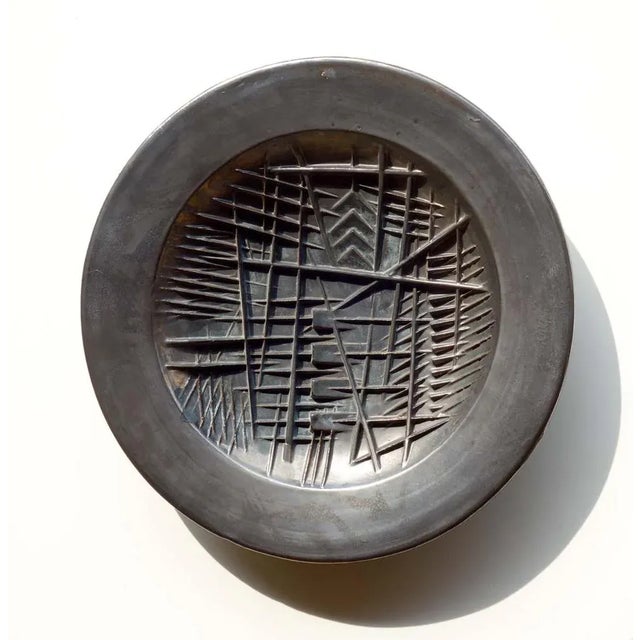 Black Italian Modern Plate by Arnaldo Pomodoro for Rossicone, 1982 For Sale - Image 8 of 8