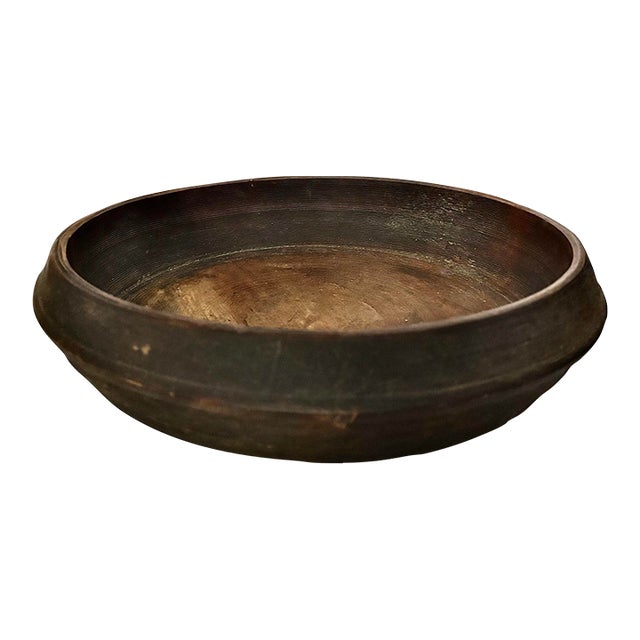 Early 19th Century 19th-Century Turned Wooden Treen Bowl With Rich Patina For Sale