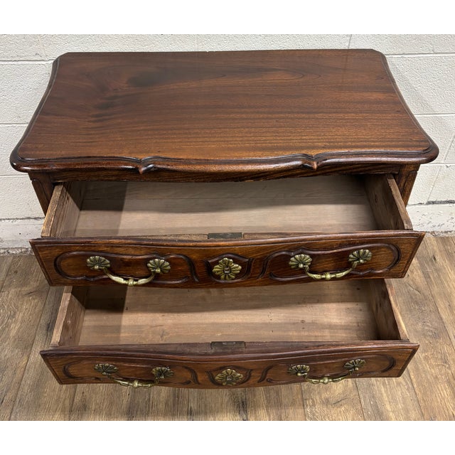 Vintage French Provincial Louis XV Style Carved Commode Dresser Chest of Drawers For Sale - Image 4 of 12