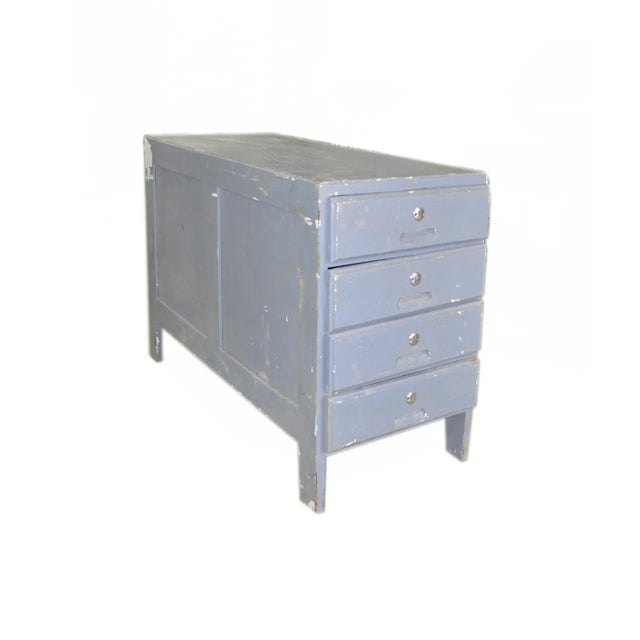 Vintage Grey Chest of Drawers, 1950s, in Good conditions. Designed 1950 to 1959