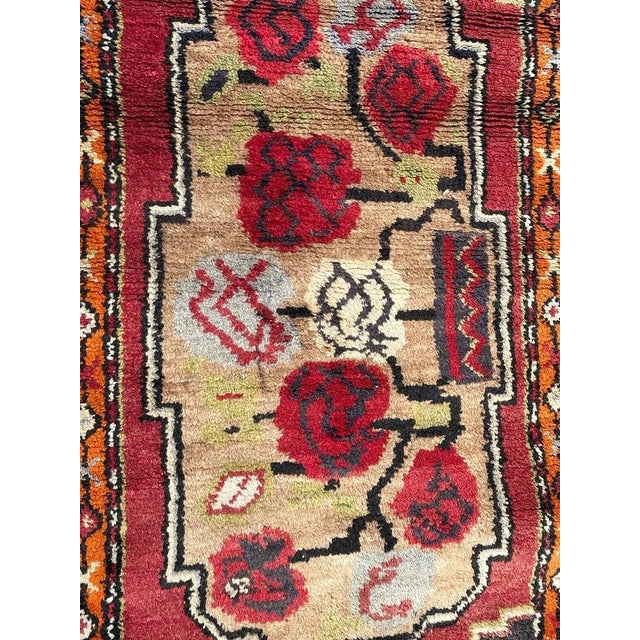 Pretty mid century Turkish Yastik rug with beautiful design with stylized flowers, and nice colours with a red, blue ,...