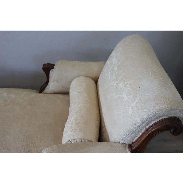 Antique Chaise Lounge in Walnut, 1800s For Sale - Image 15 of 16
