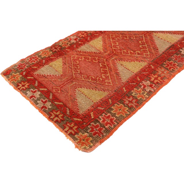 51179 Vintage Turkish Yastik Rug, 01'05 x 03'03. This captivating hand-knotted wool vintage Turkish Yastik rug embodies a...