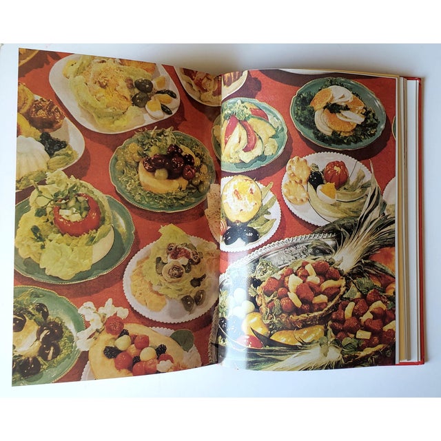 Modern Betty Crocker’s Picture Cook Book For Sale - Image 3 of 7
