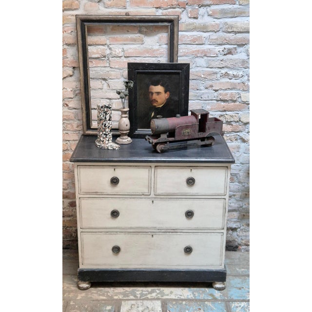 Late 19th Century Victorian Painted Pine Chest of Drawers, England For Sale - Image 6 of 13