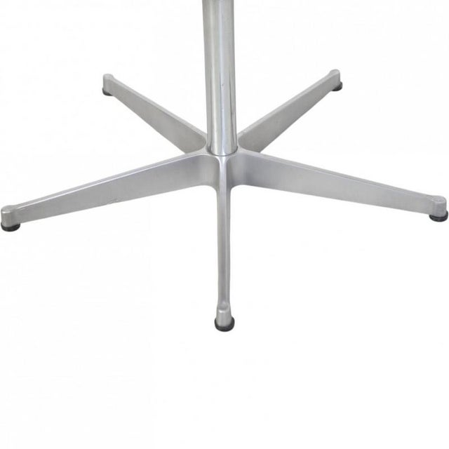 Brown Oxford Chair in Leather by Arne Jacobsen, 1985 For Sale - Image 8 of 15