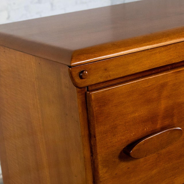 Mid 20th Century 1930s to 1950s Transitional Solid Maple Tall Chest of Drawers With Hand Carved Pulls For Sale - Image 5 of 18