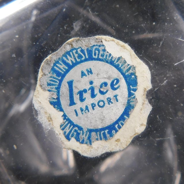 1940s Irice Brand Cut Crystal Perfume Bottle With Large Flower Stopper For Sale In San Francisco - Image 6 of 6