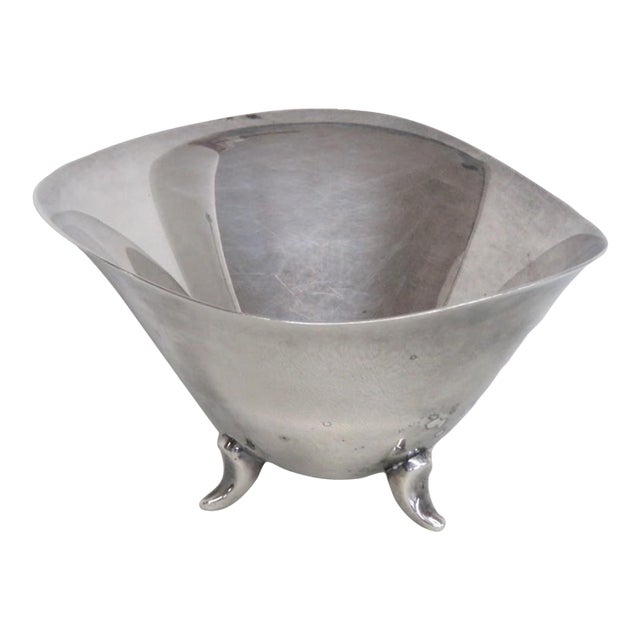 Mid 20th Century Primah H G Three Footed Silver Plated Bowl Mid Century For Sale