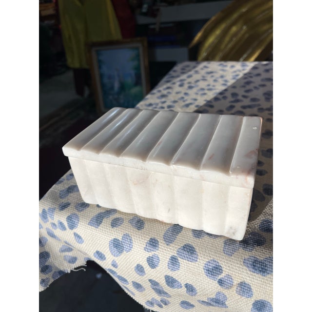 White Vintage White Marble Decorative Box For Sale - Image 8 of 10