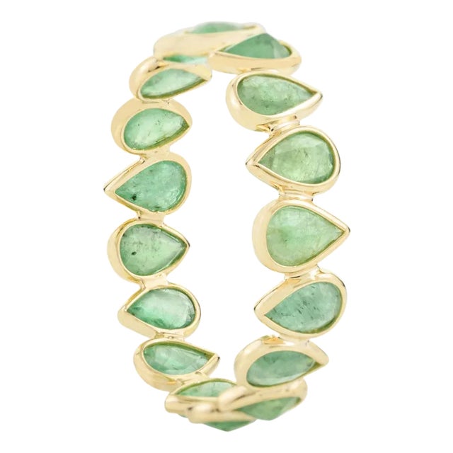 18k Yellow Gold Natural Emerald Band Ring Size 6 For Sale