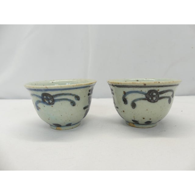 Late 19th Century Chinese Qing Dynasty Wedding Teacups (Double Happiness Pattern) - a Pair For Sale - Image 4 of 11
