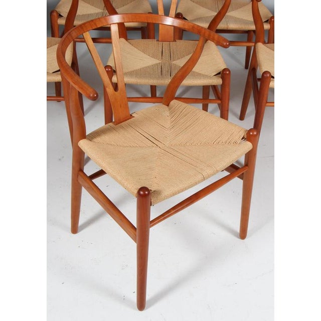 Brown CH24 Wishbone Chairs in Cherry by Hans J. Wegner for Carl Hansen & Søn, 2000s, Set of 8 For Sale - Image 8 of 10