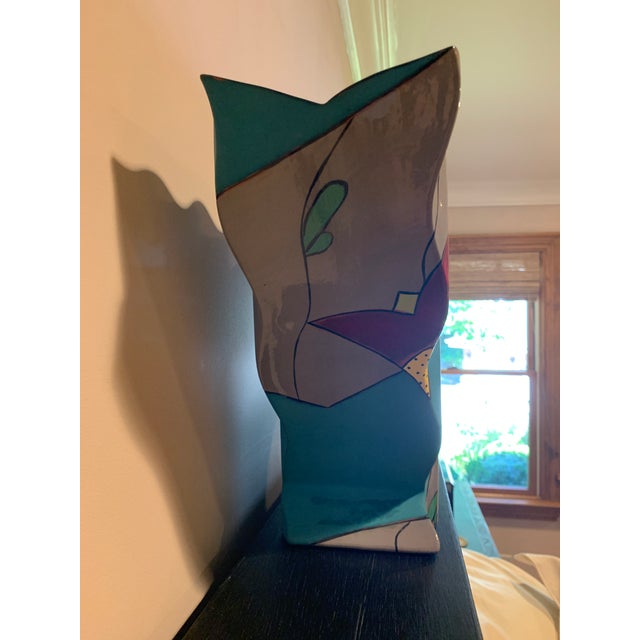 Abstract 1990s Carol Gouthro Abstract Ceramic Vase For Sale - Image 3 of 6