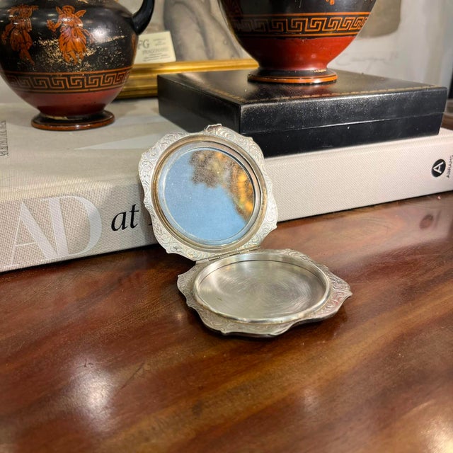 Art Nouveau Powder with Mirror and Silver Plate, France, 1890s For Sale - Image 3 of 18