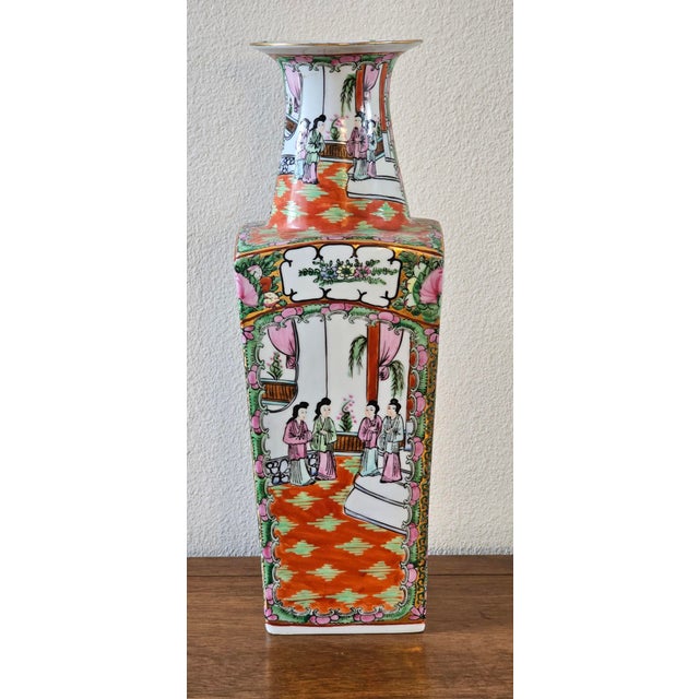 Antique Chinese Famille Rose Square Porcelain Vase - Hand-Painted Imperial Court Scene For Sale - Image 4 of 15