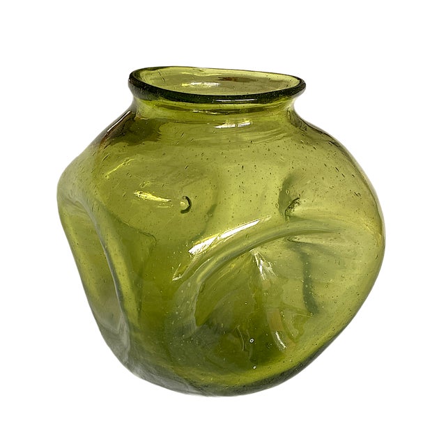 Mid-Century Modern Large 1950s Winslow Anderson for Blenko Attributed Dimpled Lime Green Chartruse Art Glass Vessel For Sale - Image 3 of 8