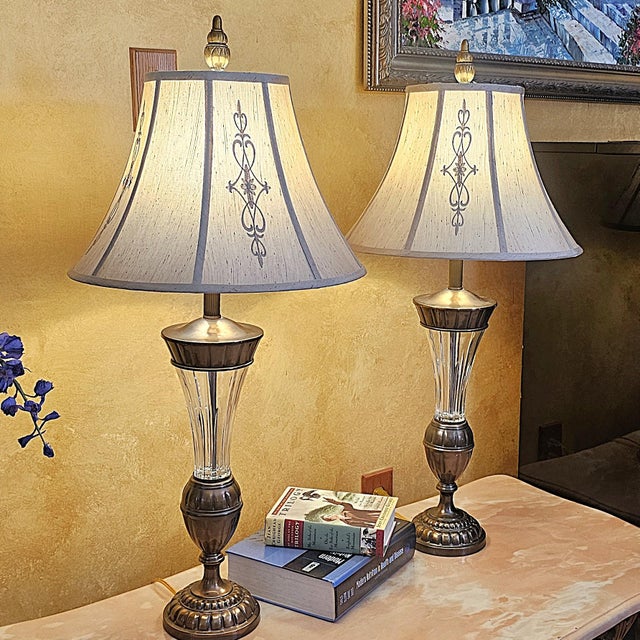 Pair of Vintage Lead Crystal & Antiqued Bronze Table Lamps – Hollywood Regency For Sale - Image 18 of 18