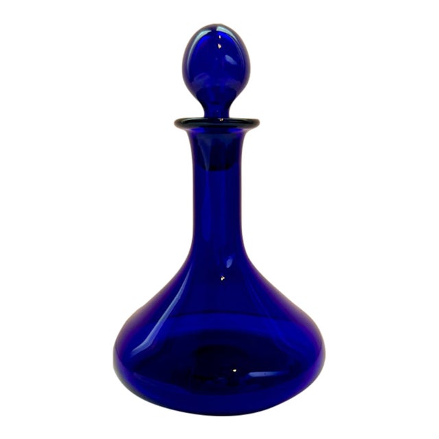 Vintage Thomas Webb Cobalt Bristol Blue Glass Ship's Decanter With Stopper - Signed For Sale