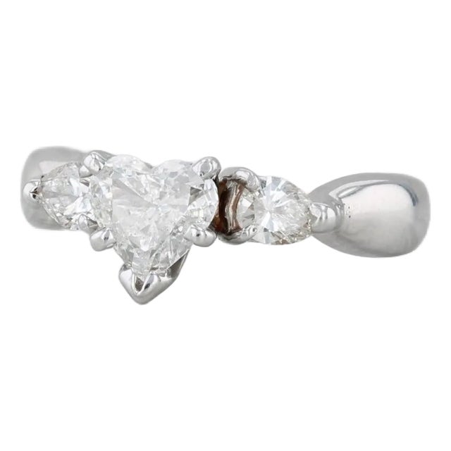 0.83ctw Diamond Heart Engagement Ring 14k White Gold Size 4.25 For Sale