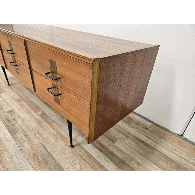 Mid-Century Modern Vintage Walnut Chest of Drawers with Iron and Brass Details, 1960 For Sale - Image 3 of 18