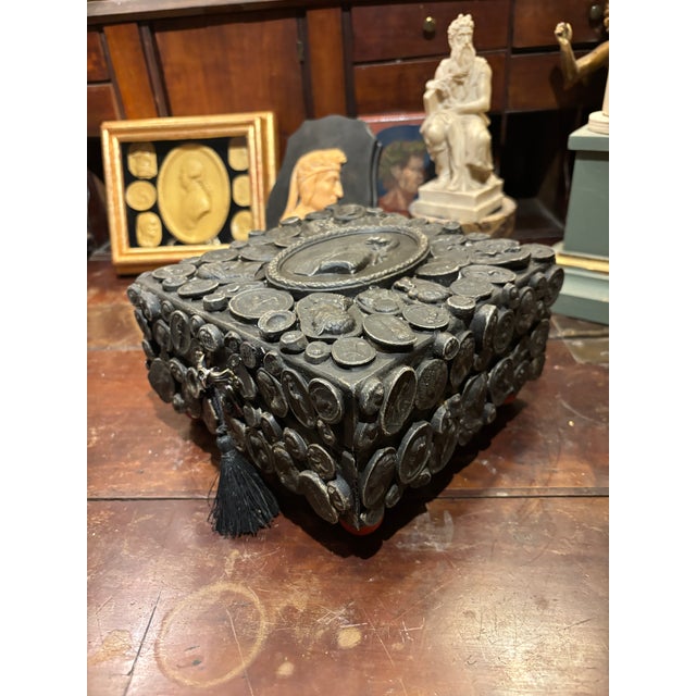1970s Decorated Neoclassical Style Cameo and Intaglio Custom Box With Tassel For Sale - Image 5 of 8