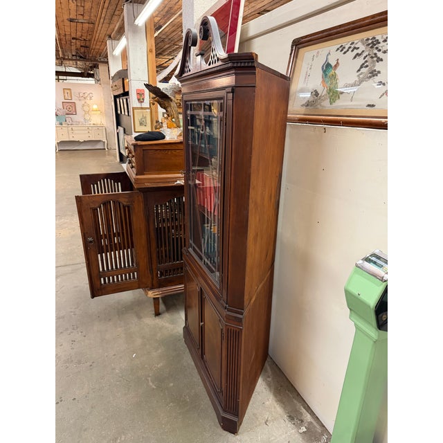 Traditional Antique Georgian Revival Mahogany Corner China Cabinet With Astragal Glass For Sale - Image 3 of 8