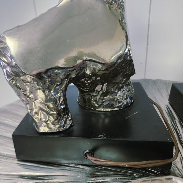 Silver 1960s Laurel Lamp Co Torso Lamps Silver Metal Pair For Sale - Image 8 of 10