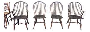Set of 4 Early American Style Comback Windsor Chairs