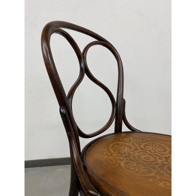 1920s No. 1 Chair attributed to Michael Thonet for Thonet, 1890s For Sale - Image 5 of 12