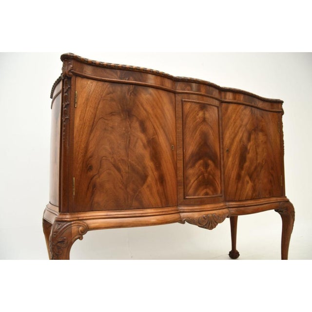 Brown Chippendale Serpentine Cabinet, 1900s For Sale - Image 8 of 10