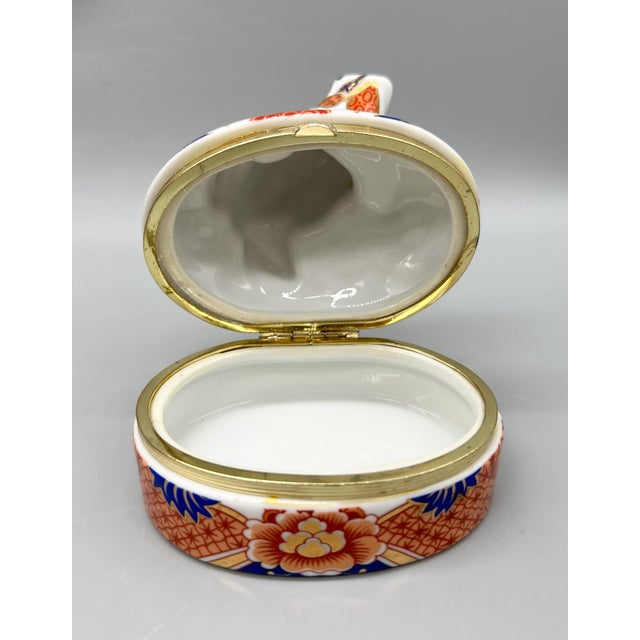 Fitz and Floyd Vintage Andrea by Sadek Frog Imari Porcelain Trinket Box- Royal Crown Derby / Limoges Style – Japanese / Chinoiserie For Sale - Image 4 of 13