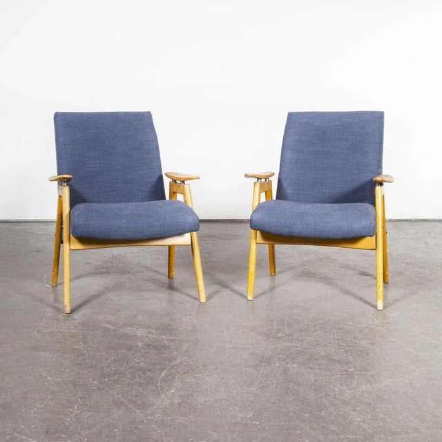 Beige Mid-Century Upholstered Model 410 Armchairs with Straight Arms and Top Caps, Set of 2 For Sale - Image 8 of 8
