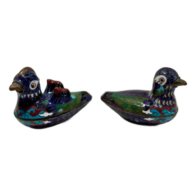 Antique Chinese Cloisonné Bird-Form Lidded Boxes (Pair) Early 20th Century Enamelware For Sale