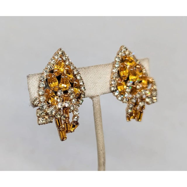Kramer Vintage 1950s Signed Kramer Goldtone Faux-Citrine Leaf Clip Earrings-2 Pieces For Sale - Image 4 of 8