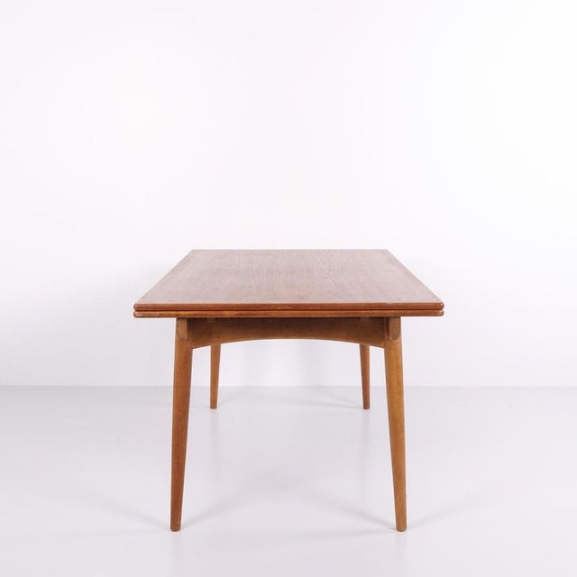 Teak and Oak Dining Table with Extensions by Hans J. Wegner for Andreas Tuck, Denmark, 1960s For Sale - Image 9 of 11