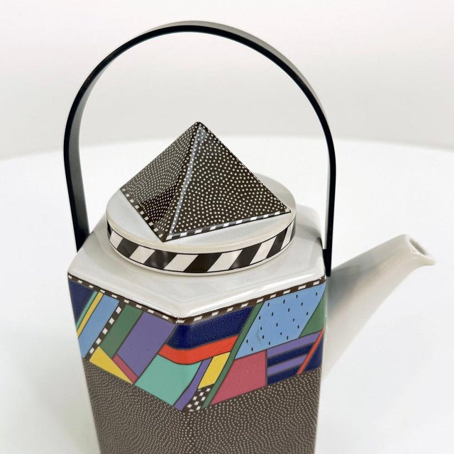 Rosenthal Scenario Metropol Teapot by Barbara Brenner for Rosenthal Studio Line, 1990s For Sale - Image 4 of 10