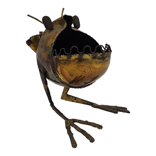 Metal Critter Catchall Sculpture by Local Pa Artist For Sale