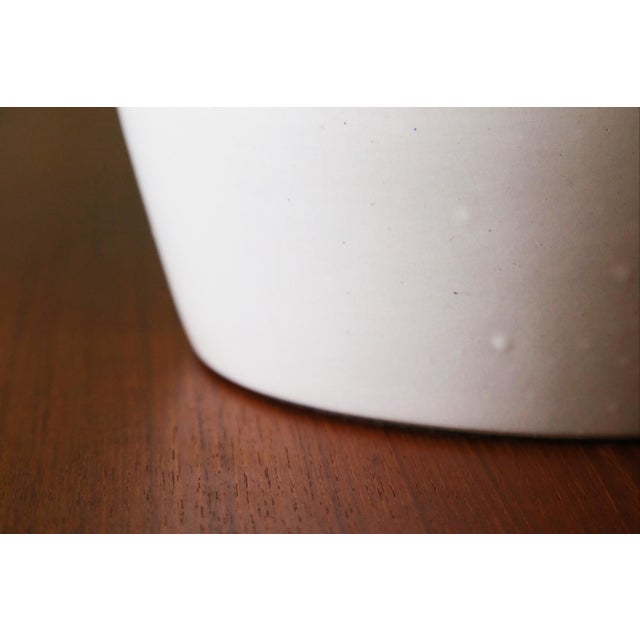 White 1960s Gordon and Jane Martz M51 Lamp for Marshall Studios White Short Gourd 24" For Sale - Image 8 of 10