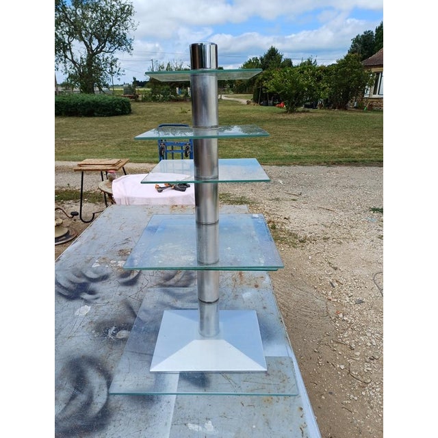 Chrome and glass shop display shelf, 6 rotating shelves, 2 with a diameter of 36 cm, 2 with a diameter of 30 cm and 2 with...