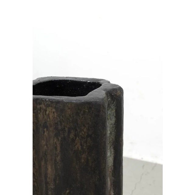 A superb helmut friedrich schäffenacker vase from the 1960s. The vase has a beautiful abstract shape and is in good...