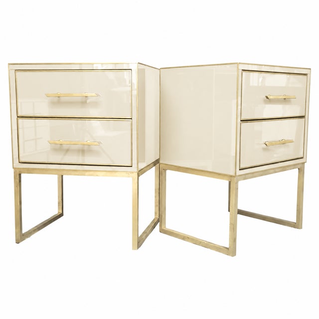Contemporary Ivory Murano Glass and Polished Brass Two-Drawer Nightstands from Justfurnituress SRL, Set of 2 For Sale - Image 3 of 7