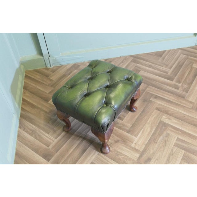 1960s Walnut and Leather Chesterfield Library Ottoman, 1960s For Sale - Image 5 of 10