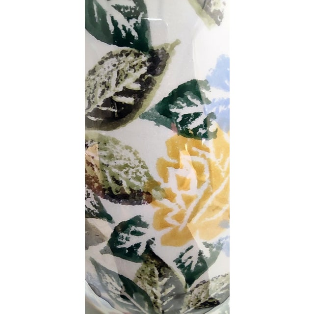 1960s Vintage Painted Porcelain Flower Vase from Bassano, 1960s For Sale - Image 5 of 11