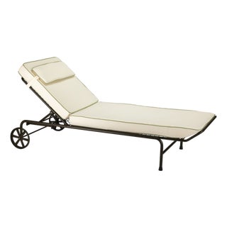 Italian Antares Outdoor Chaise Lounge in Hand-Bent Metal For Sale